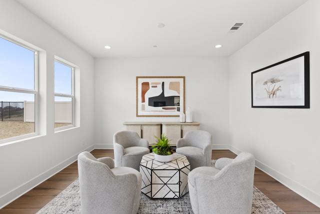 948 Visalia Pl, San Marcos CA: https://media.crmls.org/mediaz/17488c74-a512-4bac-bfe6-7bf38809070c.jpg