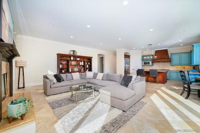 4703 Briana Ct, Fallbrook CA: https://media.crmls.org/mediaz/174891bd-dcef-4662-b257-c0838bbe5ead.jpg
