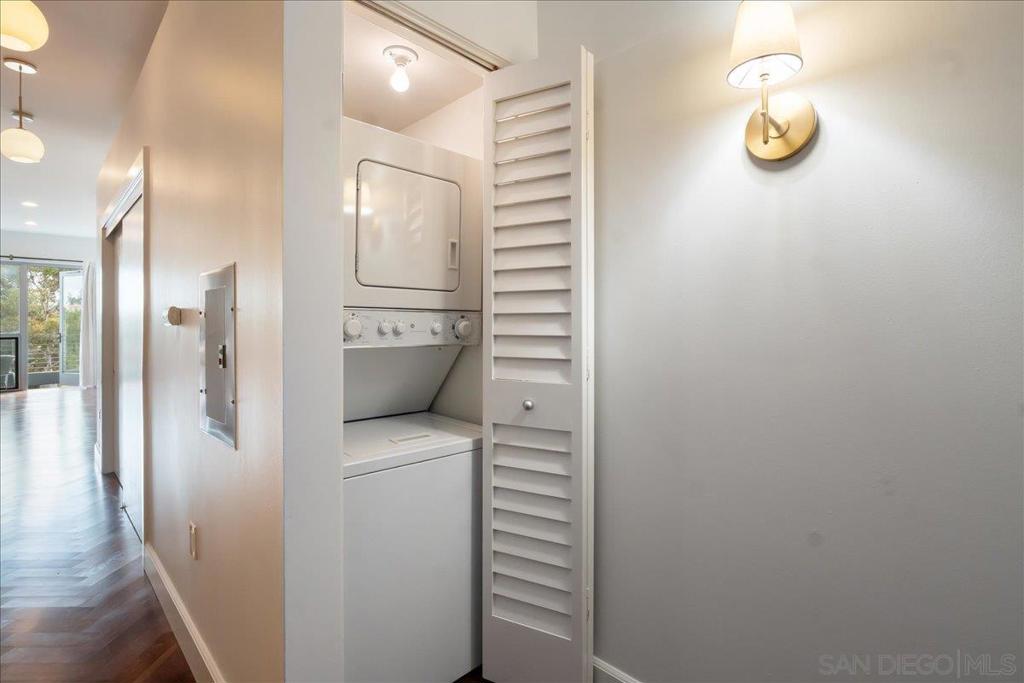 889 Date St. - photo 18