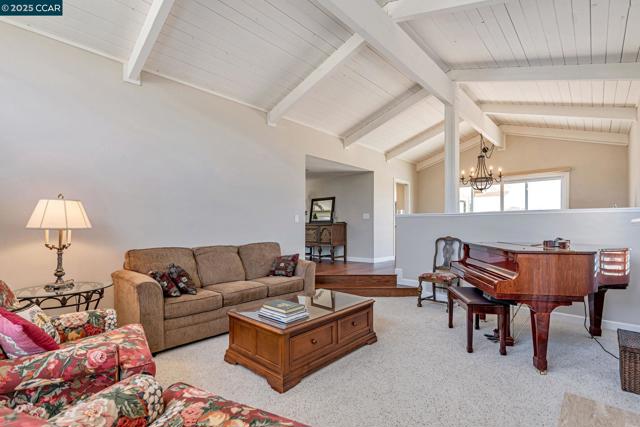130 Samoa Ct, San Ramon CA: https://media.crmls.org/mediaz/174956c2-baf2-4845-9916-94ee58f912d2.jpg