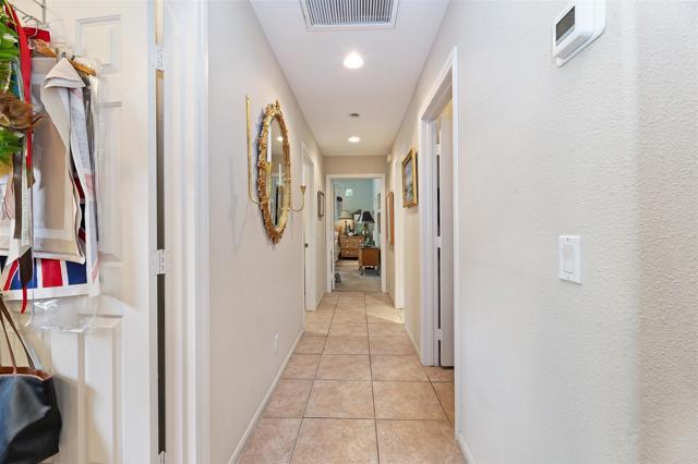 35659 Tranquil Place, Cathedral City CA: https://media.crmls.org/mediaz/174a50c3-7baa-4b24-872f-857eae1bf1ae.jpg