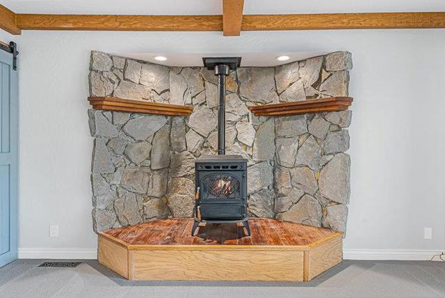 5955 Diablo Hills Road, Tres Pinos CA: https://media.crmls.org/mediaz/174a98b4-c6e8-4ba6-86b6-fd0fc3ac9f93.jpg