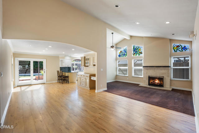 Detail Gallery Image 2 of 18 For 9116 Neath St, Ventura,  CA 93004 - 3 Beds | 2 Baths