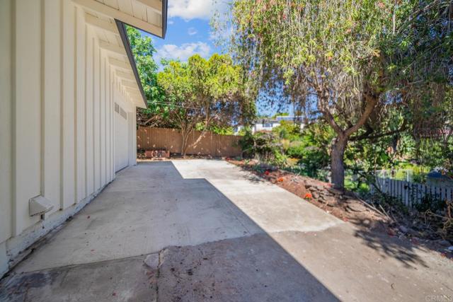 Detail Gallery Image 35 of 37 For 4397 Cartagena Dr, San Diego,  CA 92115 - 4 Beds | 2 Baths