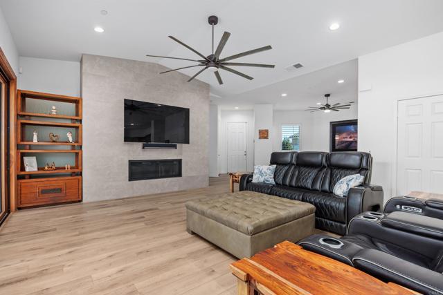 1941 Estancia Place, Escondido CA: https://media.crmls.org/mediaz/174c4c12-d0a8-43dc-83b3-22a2563898cf.jpg