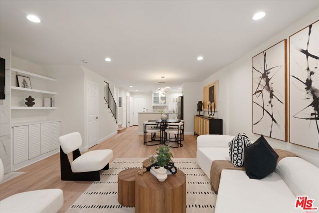 853 Larrabee Street, West Hollywood CA: https://media.crmls.org/mediaz/174c82ee-ea7c-4e9d-8024-f505c1e90c2d.jpg