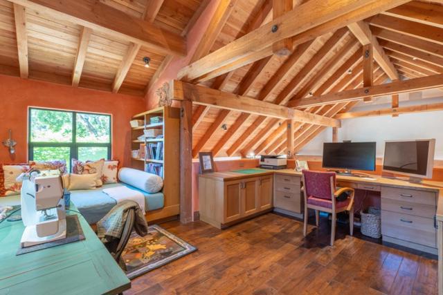 5441 Quail Meadows Drive, Carmel CA: https://media.crmls.org/mediaz/174d6149-743d-44c2-9f67-99a86e84751a.jpg