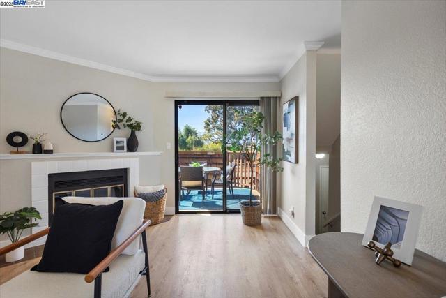 43163 Grimmer Ter, Fremont CA: https://media.crmls.org/mediaz/174d9ebe-315f-436a-9496-52727bddb085.jpg