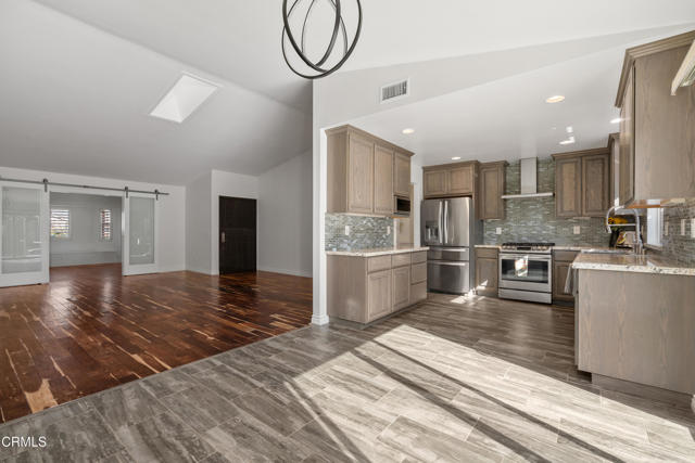 Detail Gallery Image 13 of 31 For 2630 Raft Ln, Oxnard,  CA 93035 - 3 Beds | 2 Baths