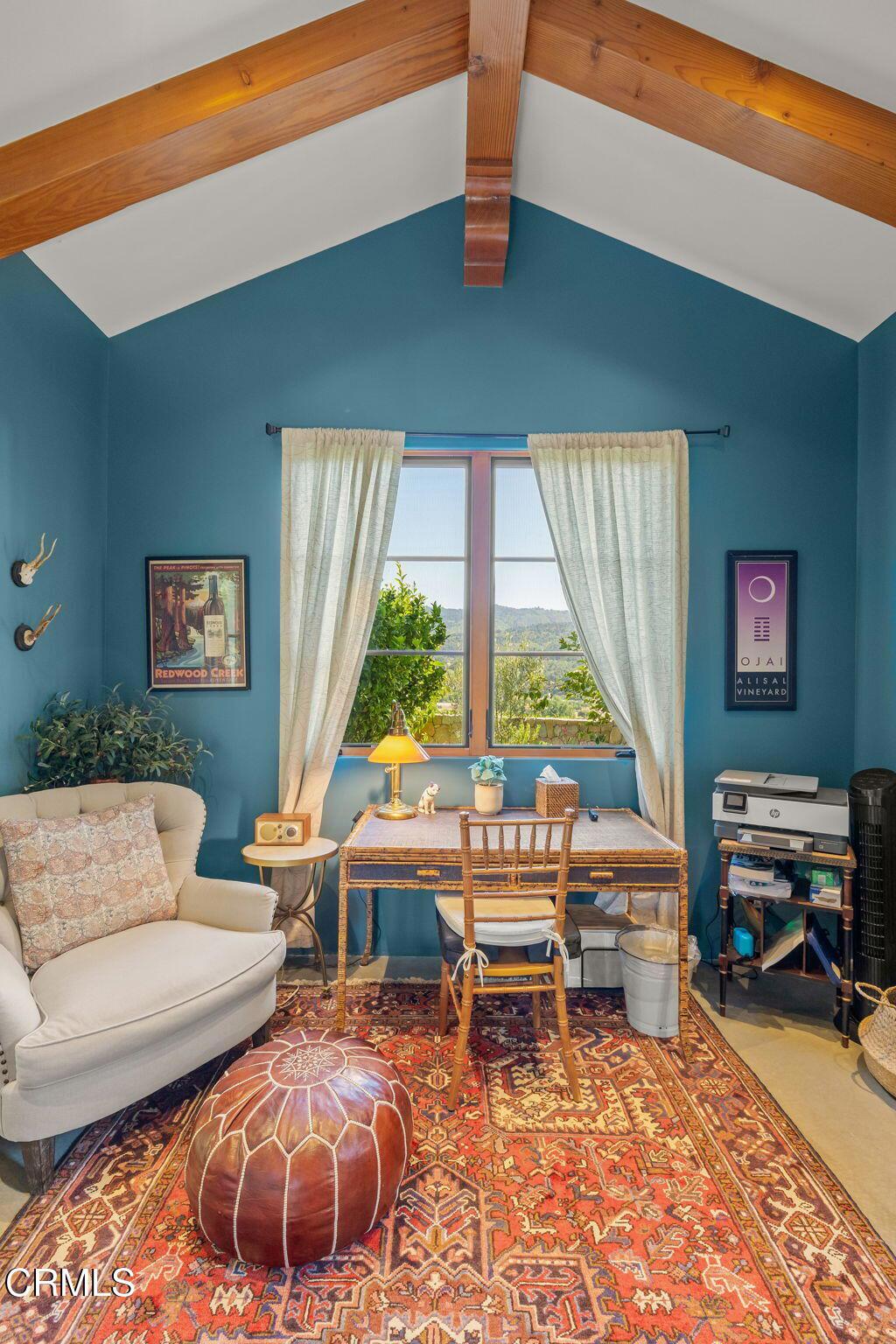 https://media.crmls.org/mediaz/174ea055-ebd9-4b06-848d-ce3e74d1d9f9.jpg?preset=X-Large