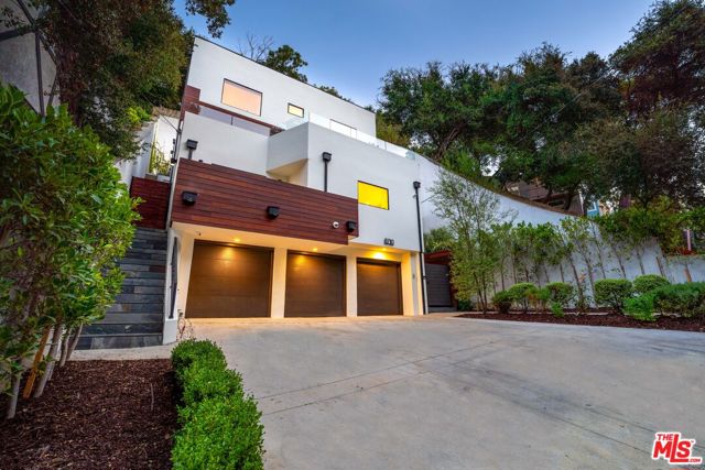 8710 Wonderland Ave, Los Angeles, CA 90046