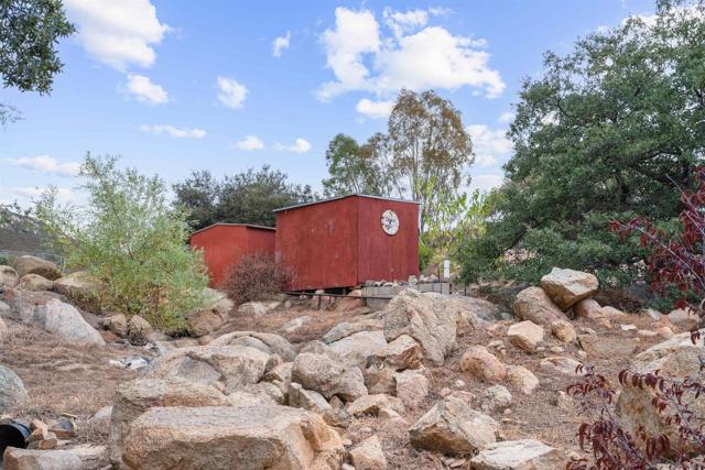 2410 Mount Elena Way, Jamul CA: https://media.crmls.org/mediaz/17513925-33b7-479f-abd5-9be209406edf.jpg