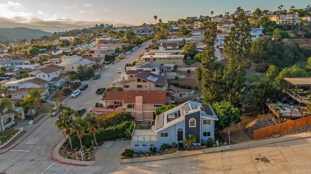 3526 TICONDEROGA Street, San Diego CA: https://media.crmls.org/mediaz/17515b7e-f053-4552-8b68-df7b6ee9b893.jpg