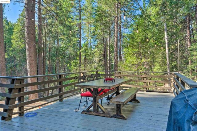 1273 Lilac Dr, Arnold CA: https://media.crmls.org/mediaz/17515f64-88d9-4dda-9f8e-ea09fae80ee8.jpg