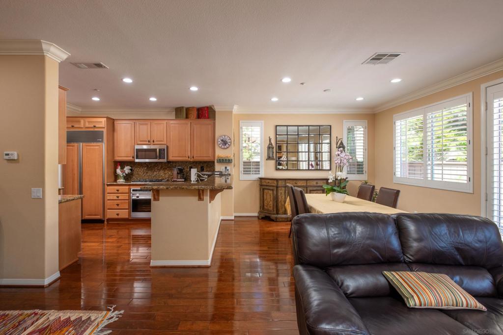 17028 New Rochelle Way - photo 5