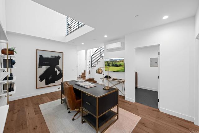 Detail Gallery Image 29 of 36 For 2172 Glasgow Ave, Cardiff By The Sea,  CA 92007 - 3 Beds | 3/1 Baths