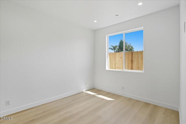 Detail Gallery Image 6 of 9 For 1903 Ocean Ave, Ventura,  CA 93001 - 1 Beds | 1 Baths