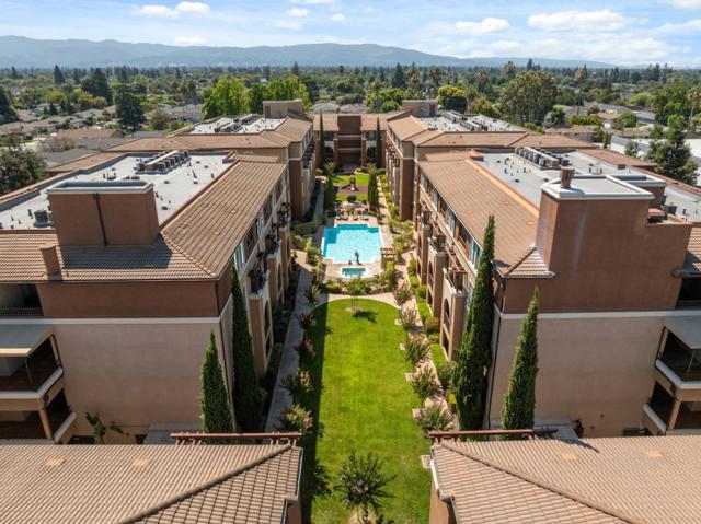 801 S Winchester Boulevard, San Jose CA: https://media.crmls.org/mediaz/1753976f-7cbf-461a-982e-8e4102b0e06a.jpg