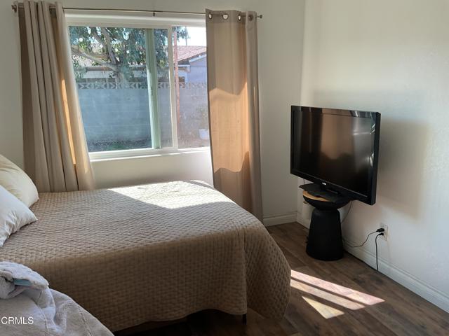 Detail Gallery Image 6 of 14 For 3541 S G St, Oxnard,  CA 93033 - 4 Beds | 2 Baths
