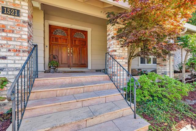1521 Cherrywood Drive, San Mateo CA: https://media.crmls.org/mediaz/1753ba9d-6bff-44b6-8782-a22a136ded88.jpg