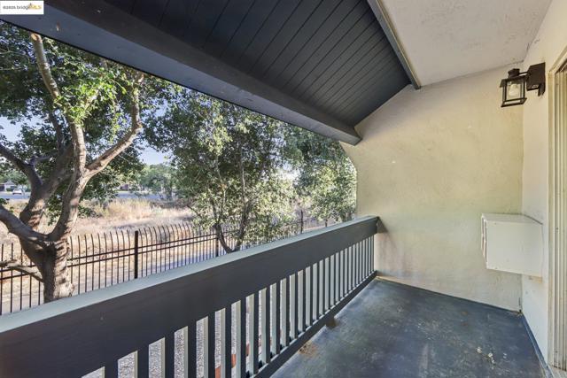 1001 Murrietta, Livermore CA: https://media.crmls.org/mediaz/17544b70-75a2-4f3a-9ef8-7bd0064e42f0.jpg