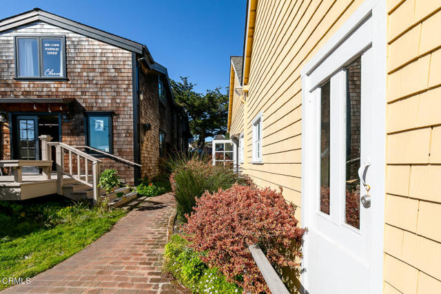 Image 12 of 21 For 45040 Main Street