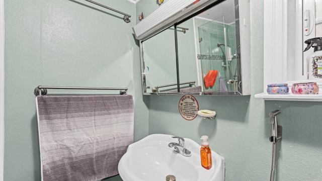 4764 Polk Avenue, San Diego CA: https://media.crmls.org/mediaz/17572cd2-4365-49be-962f-c64028cd377d.jpg