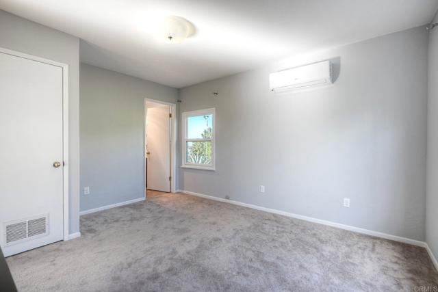 2428 Dunstan Street, Oceanside CA: https://media.crmls.org/mediaz/1757492e-ba17-4117-aa9c-5e913f56aec9.jpg