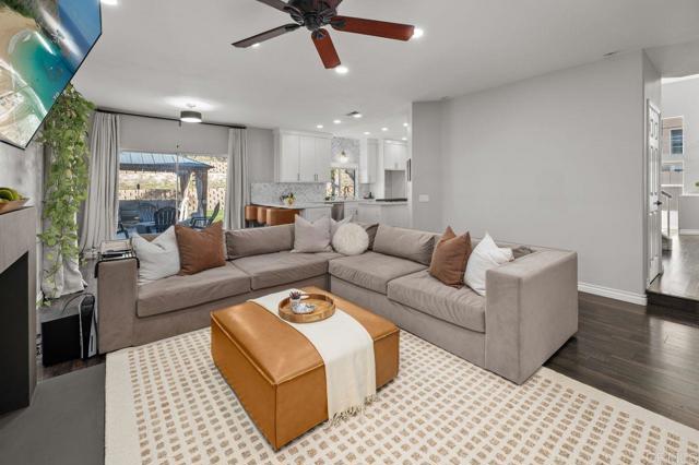 509 Windy Way, Chula Vista CA: https://media.crmls.org/mediaz/1757e6b5-dac9-4039-b0ca-66c34d96f50d.jpg