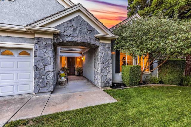 4244 Milton Way, Livermore CA: https://media.crmls.org/mediaz/17589b60-0b38-4437-82a7-3135a7dfe519.jpg
