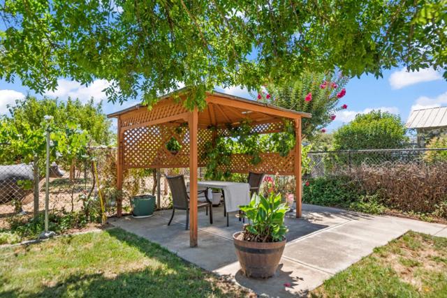 1830 Church Avenue, Gilroy CA: https://media.crmls.org/mediaz/17593df0-8734-4389-b0c1-37240fb426b7.jpg