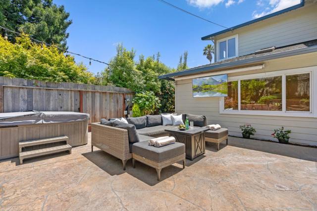 200 Cortez Street, Capitola CA: https://media.crmls.org/mediaz/175a8af1-ba1a-469c-8bf9-3328448678b5.jpg