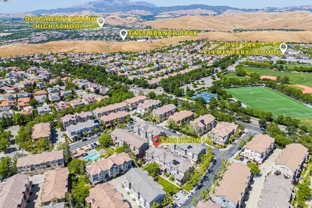 6268 Byron Ln, San Ramon CA: https://media.crmls.org/mediaz/175b2007-1f13-4668-b54b-937d811db3e7.jpg