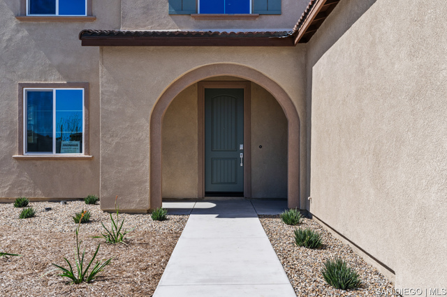 15221 DAWNING CT, Lake Elsinore CA: https://media.crmls.org/mediaz/175b5cf4-80e3-4f39-9066-0d54fd82d62e.jpg