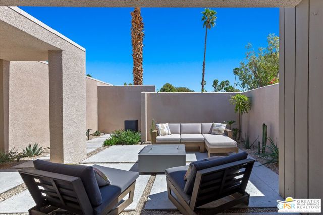 1845 S La Paloma, Palm Springs, CA 92264