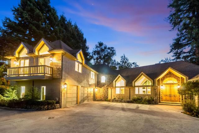 136 Finger Avenue, Redwood City CA: https://media.crmls.org/mediaz/175cb565-ab11-4717-b86b-0f16851104bb.jpg