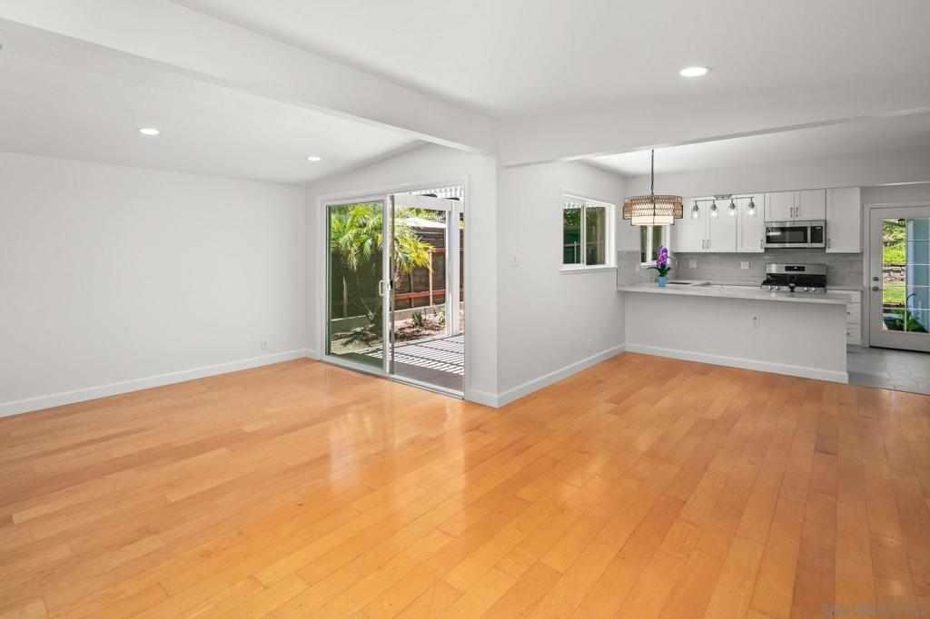 5164 Chateau Dr - photo 13