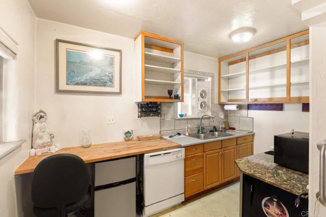 Image 20 of 37 For 4245 41st Street
