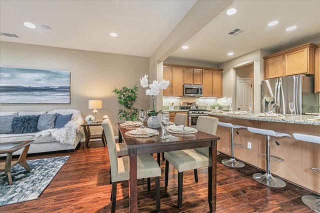Image 18 of 53 For 620 9th Street