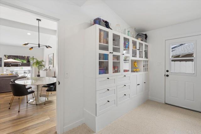 Detail Gallery Image 14 of 40 For 725 Cathy Ln, Cardiff By The Sea,  CA 92007 - 4 Beds | 2/1 Baths