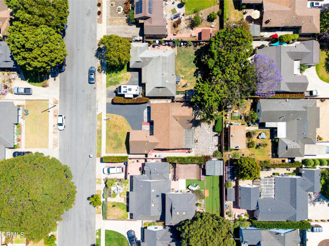 431 Eva Street, Ventura CA: https://media.crmls.org/mediaz/175fc618-e886-416b-b852-480571542a2a.jpg