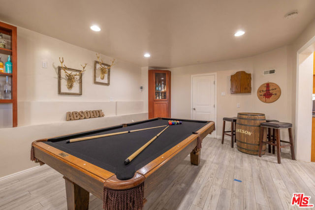 817 Grass Valley Road, Lake Arrowhead CA: https://media.crmls.org/mediaz/175fe1da-eca0-42ae-a9b0-49cf47d22dd3.jpg
