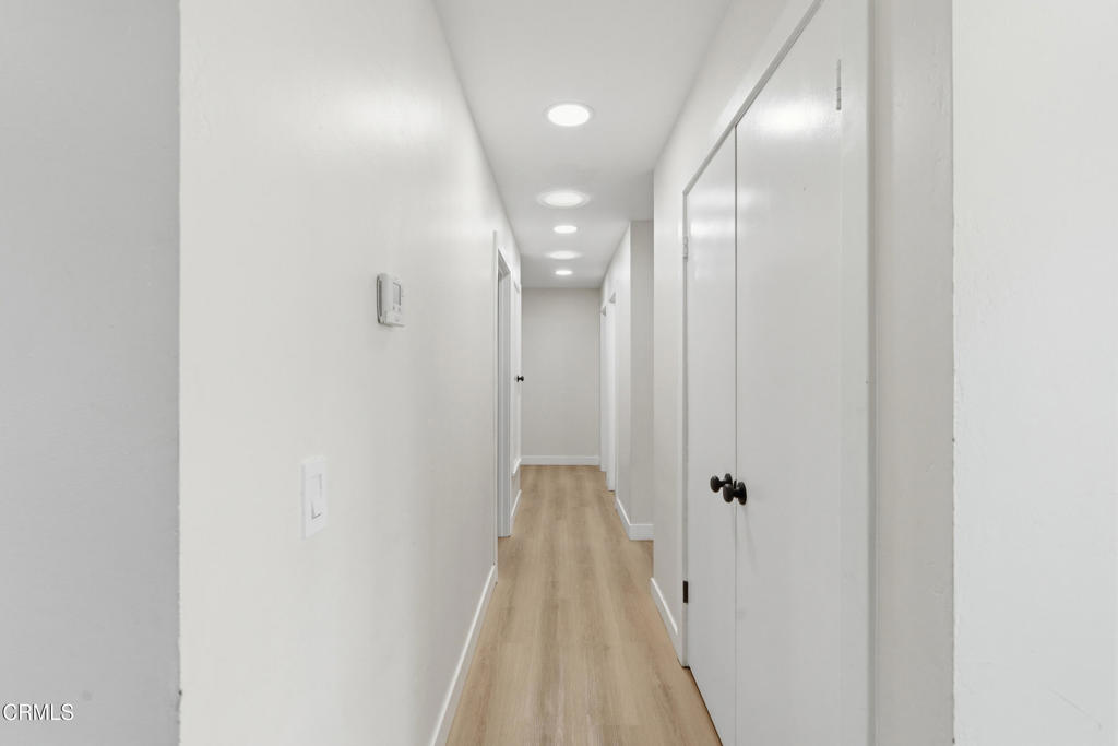 https://media.crmls.org/mediaz/17602092-4c0d-4b4f-b365-77dce4f669f6.jpg?preset=X-Large