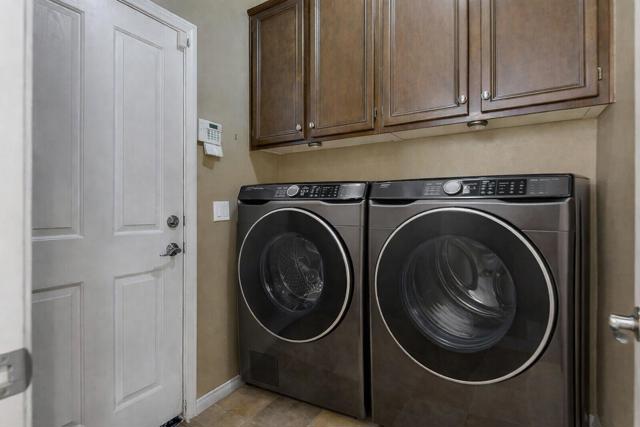 83822 Collection Drive, Indio CA: https://media.crmls.org/mediaz/1761043e-e42c-499b-9992-a4b20a30548c.jpg