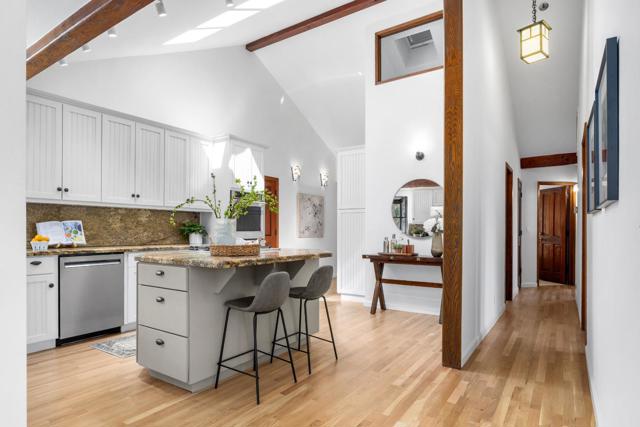 220 Hidden Valley, Soquel CA: https://media.crmls.org/mediaz/17614170-3fb9-4100-aa62-7df312fafc9f.jpg