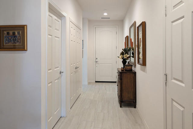 Image 14 of 21 For 78882 Adesso Way
