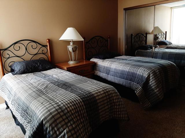 72385 Beverly Way, Rancho Mirage CA: https://media.crmls.org/mediaz/1761617a-ec02-44cb-9ace-6bfa8d03b547.jpg