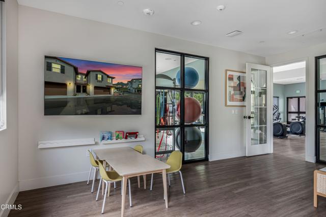 Detail Gallery Image 32 of 34 For 246 San Miguel Island Dr, Camarillo,  CA 93012 - 4 Beds | 2/1 Baths