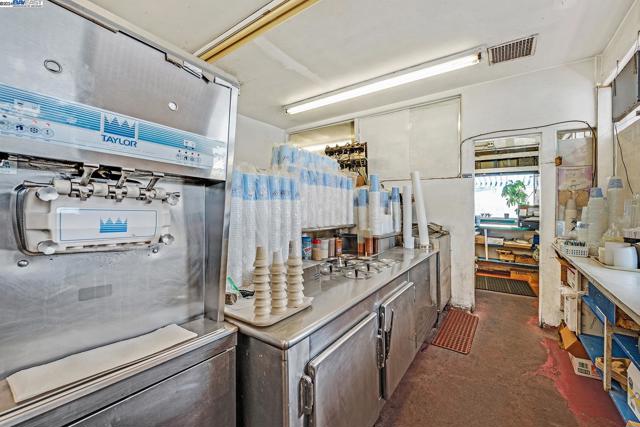 2601 Alvarado St., San Leandro, California 94577-4319, ,Commercial Sale,For Sale,Alvarado St.,41049894