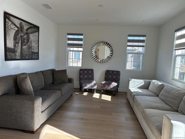 8005 Chalet Ln, Garden Grove CA: https://media.crmls.org/mediaz/1762e7cd-1f7b-4459-a924-79822d84cb38.jpg